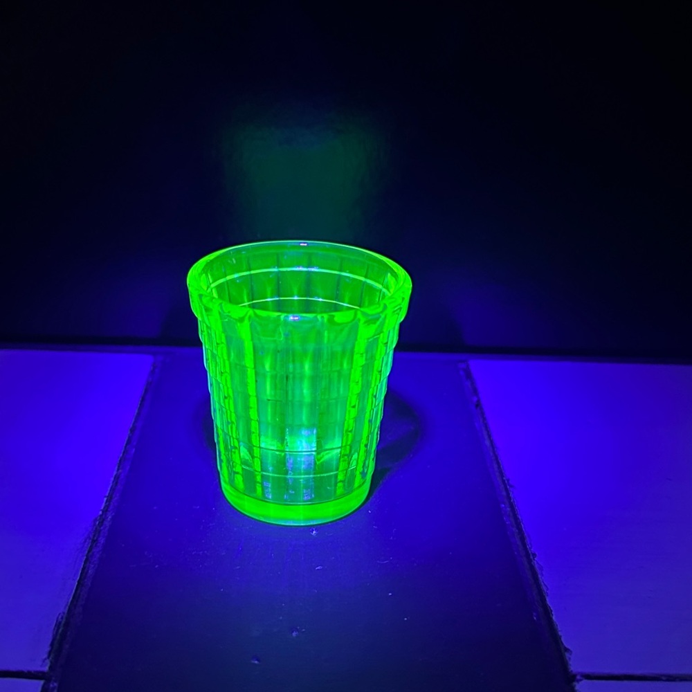 Vintage depression uranium shot glass